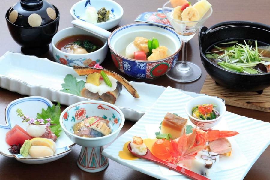 Готель Kkr Hakone Miyanoshita Екстер'єр фото